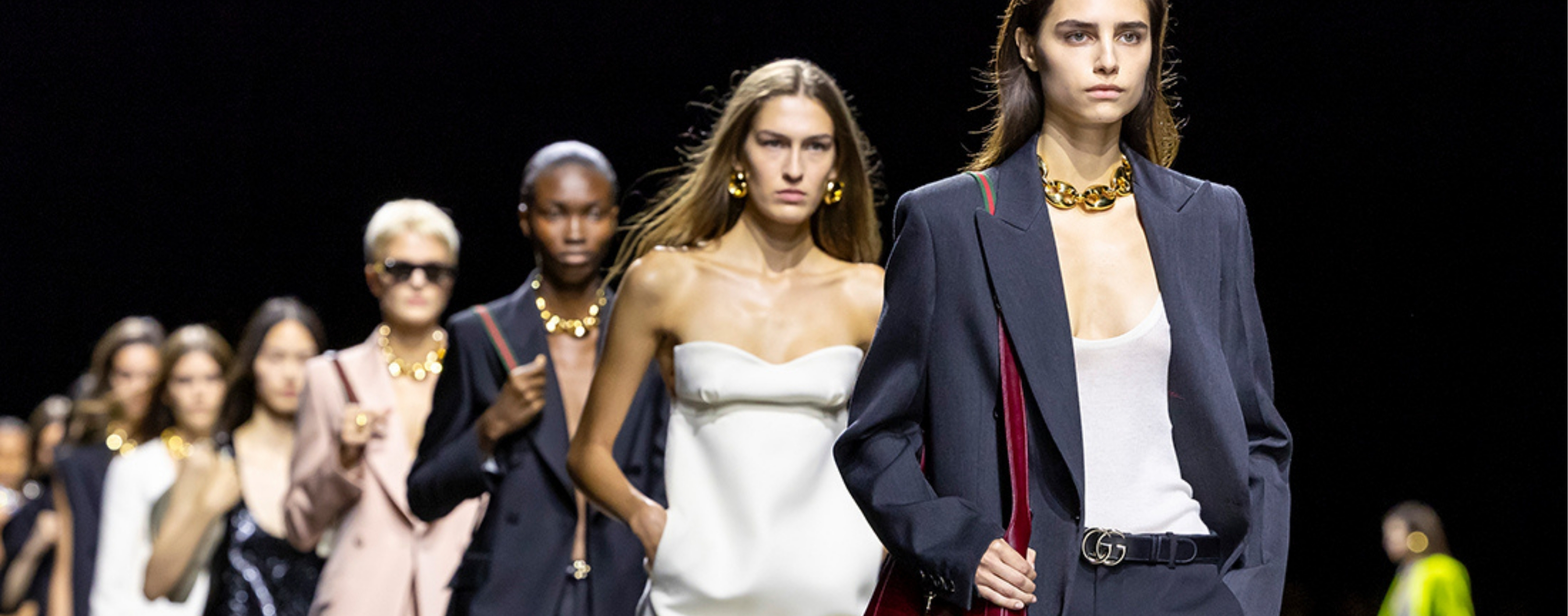 Gucci'de Değişim Rüzgarı Sabato De Sarno Kreatif Direktörlük Görevinden Ayrıldı